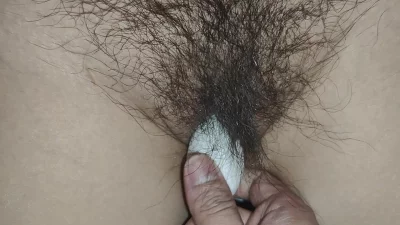 求助:怎么操可以让她高潮喷水
