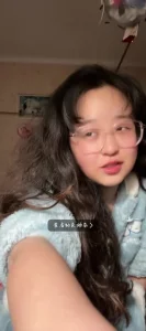 【章哥经典】裸聊调教很听话配合的巨乳眼镜妹